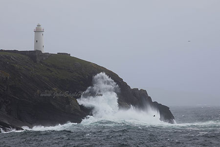 Ardnakinna lighthouse in storm